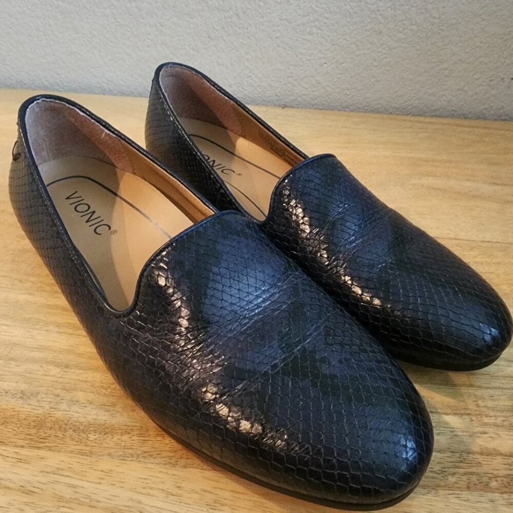 Vionic Womens Willa Boa Loafer Flats Embossed Snakeskin Slip On Black Size 6.5